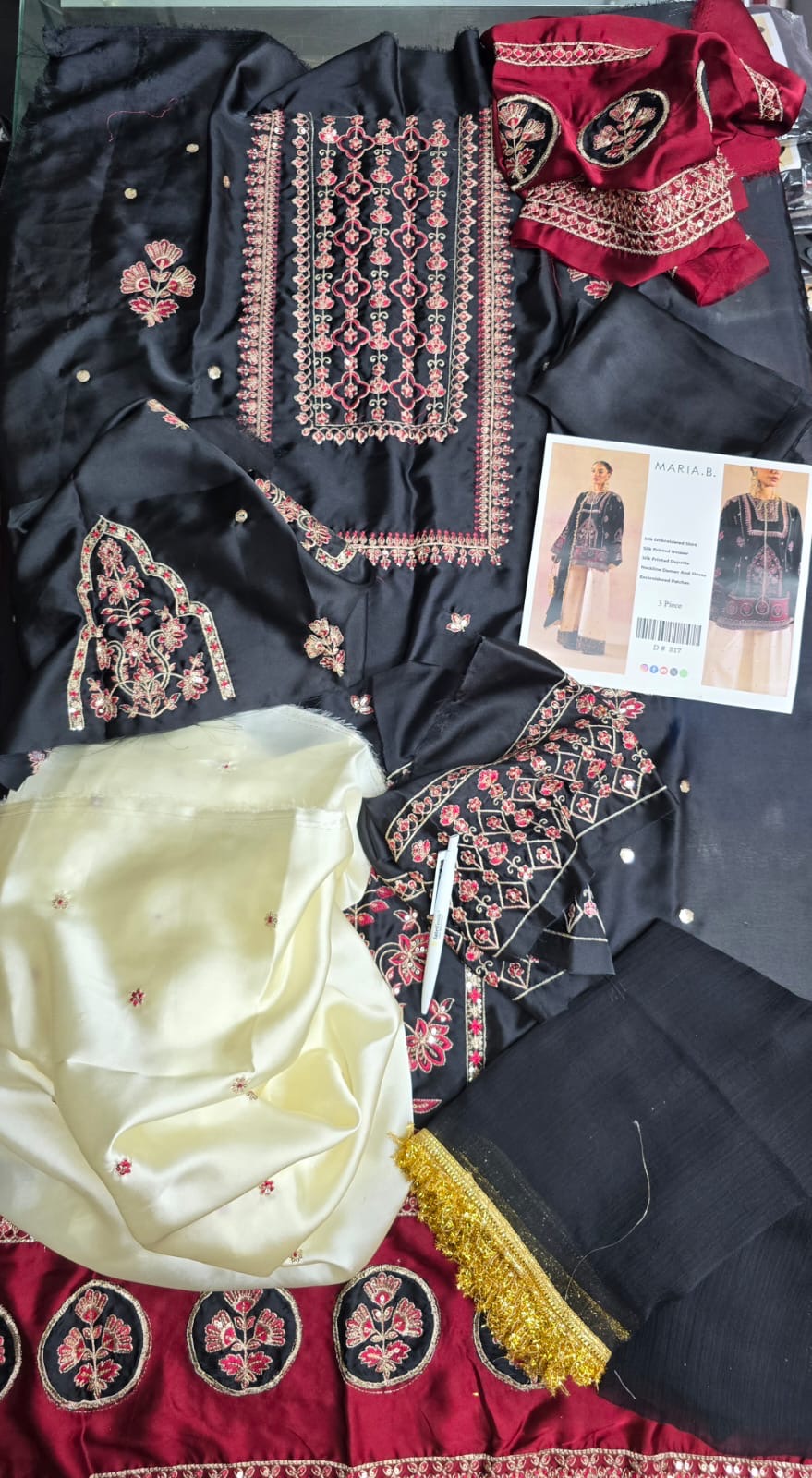 Al Rehmans Maria B Inspired Premium Silk Embroidered Suit – 3 Piece ⭐
