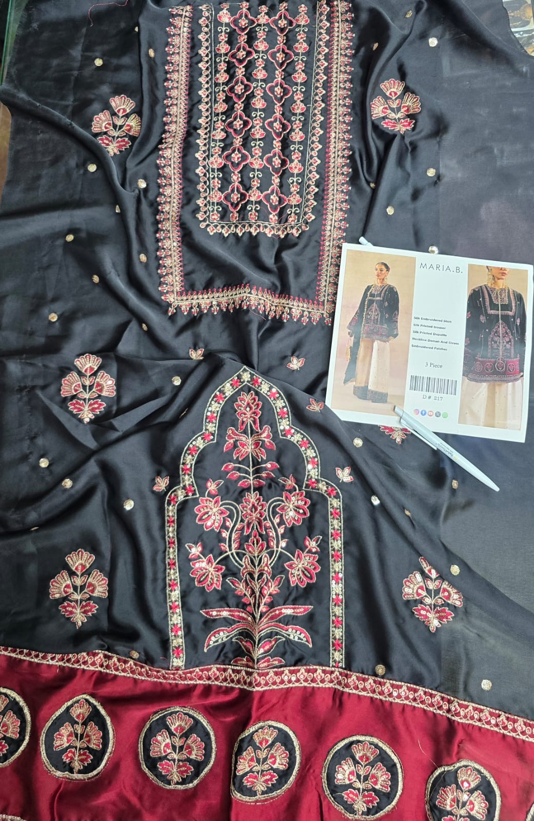 Al Rehmans Maria B Inspired Premium Silk Embroidered Suit – 3 Piece ⭐