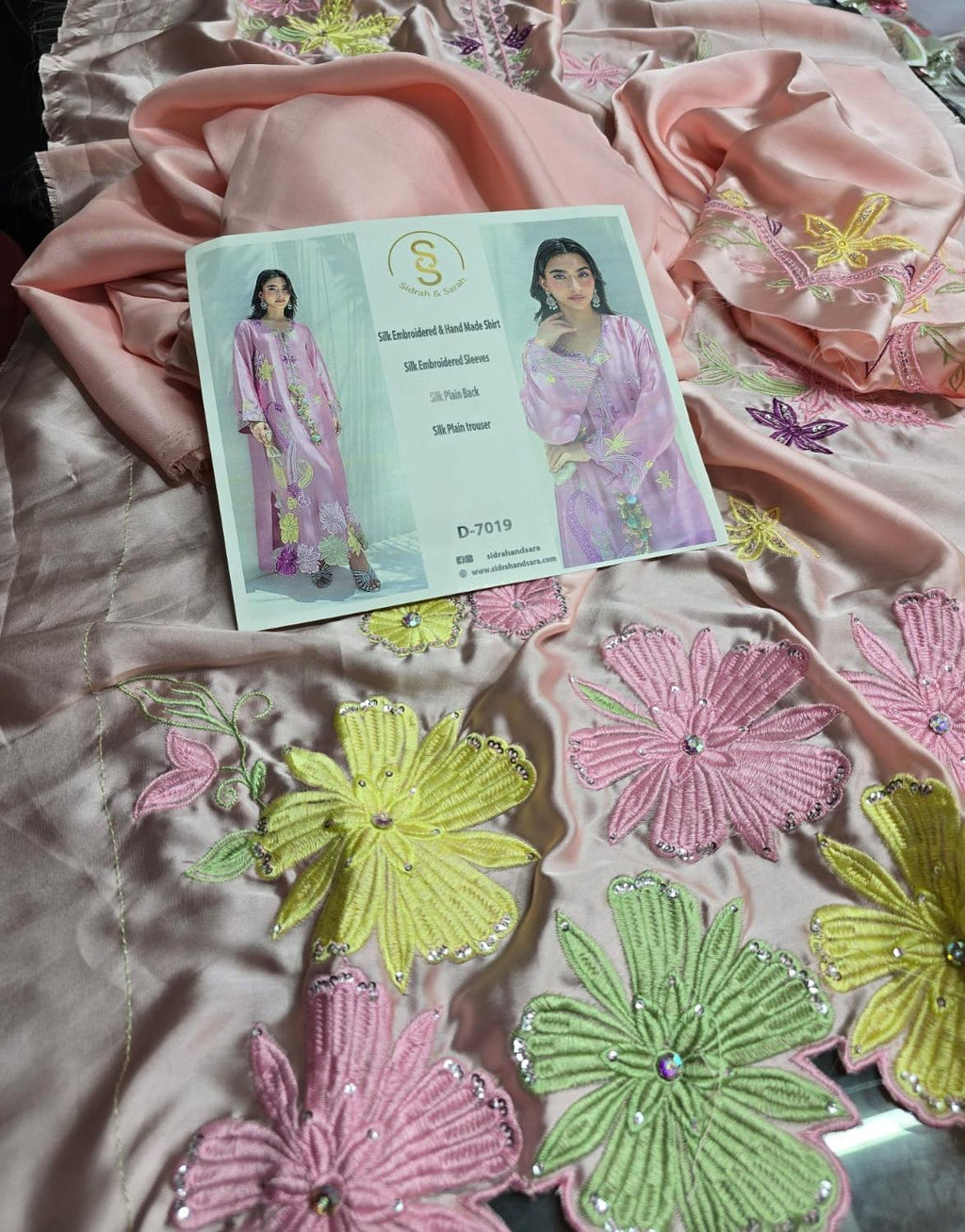 Al Rehmans Sidra & Sara Handmade Embroidered Silk ST-Suit – 2 Piece