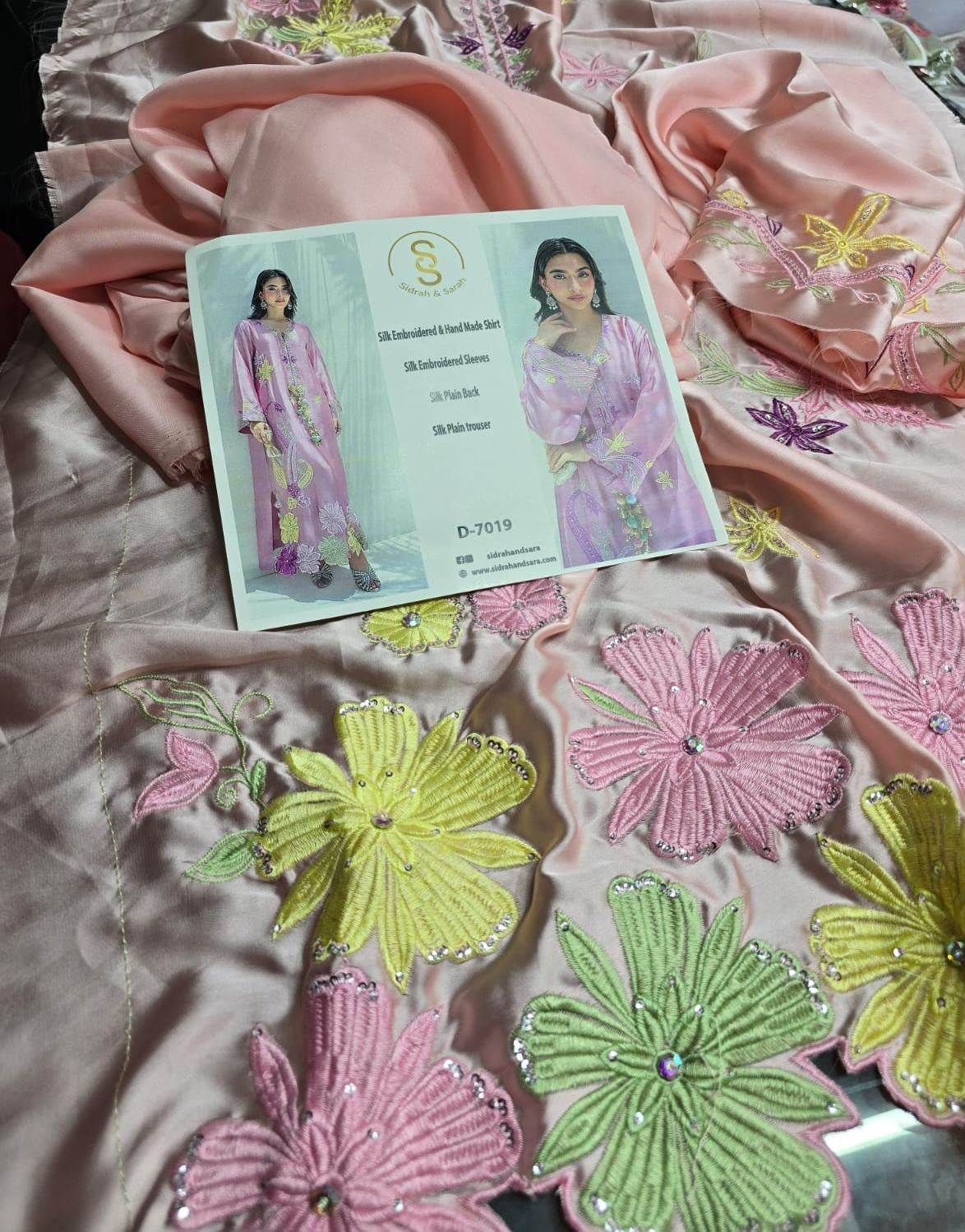 Al Rehmans Sidra & Sara Handmade Embroidered Silk ST-Suit – 2 Piece