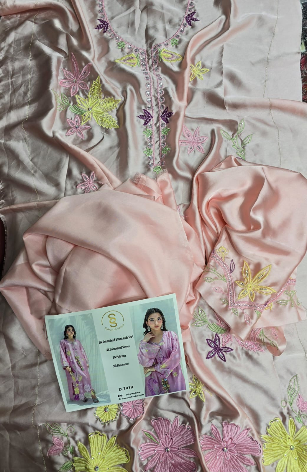 Al Rehmans Sidra & Sara Handmade Embroidered Silk ST-Suit – 2 Piece