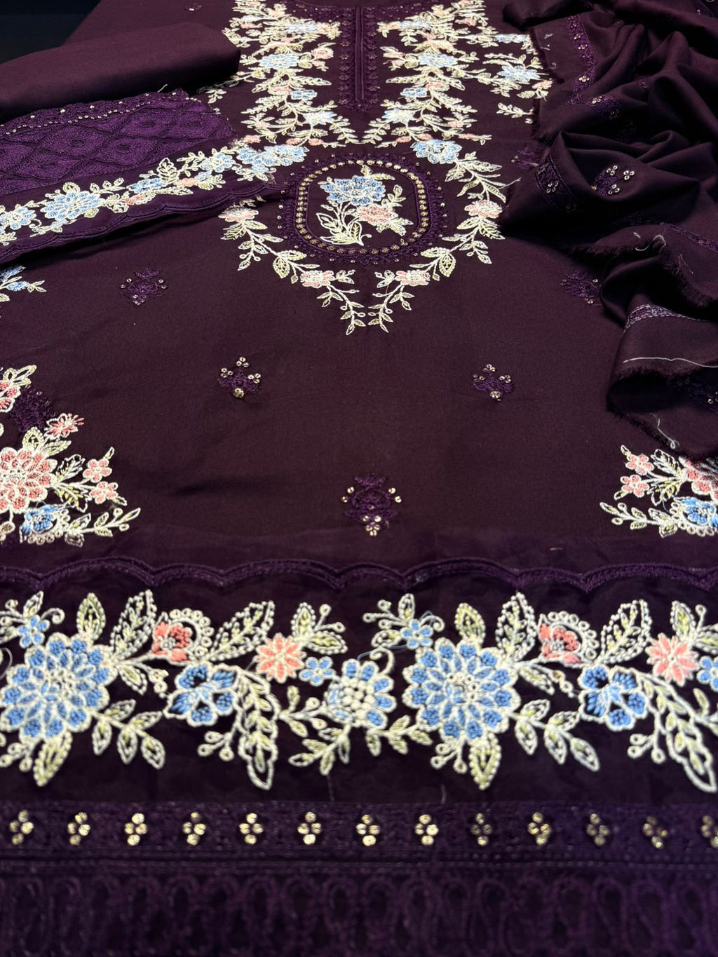 MAJESTIC DHANAK V7284